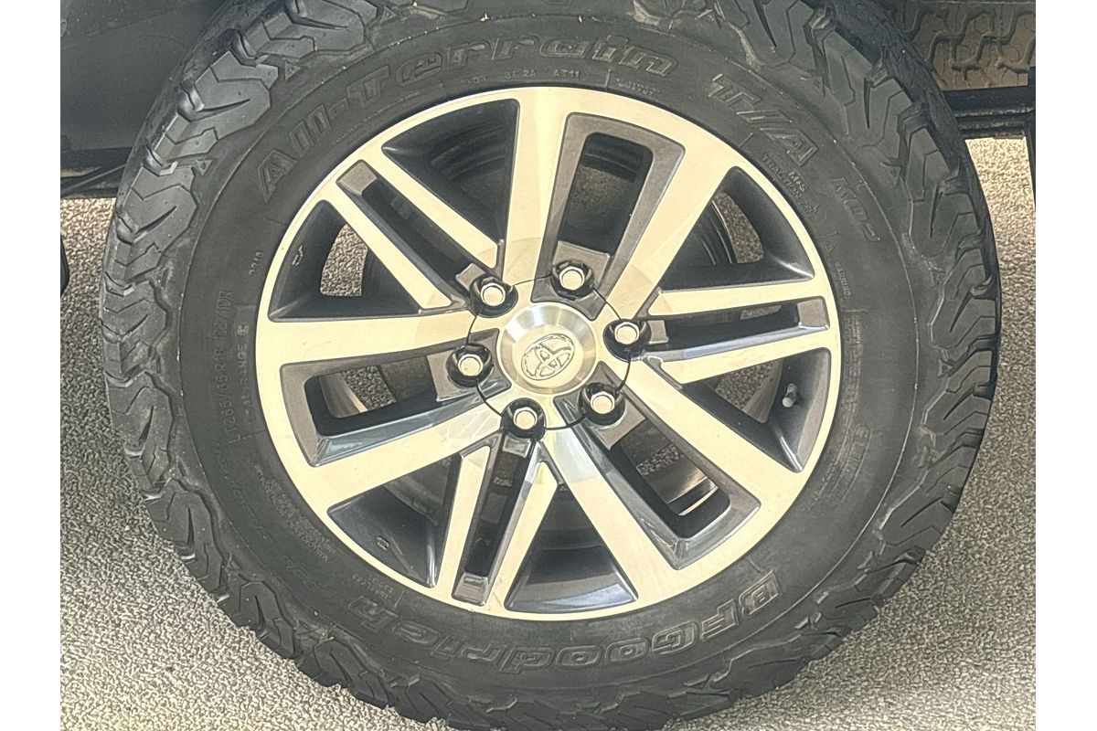 2018 Toyota Hilux SR5 GUN126R 4X4