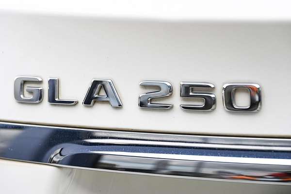 2017 Mercedes Benz GLA-Class GLA250 X156