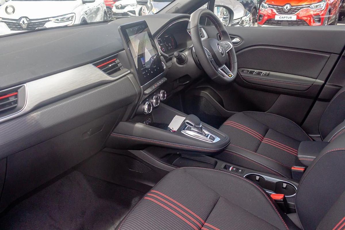 2022 Renault Captur R.S. Line XJB