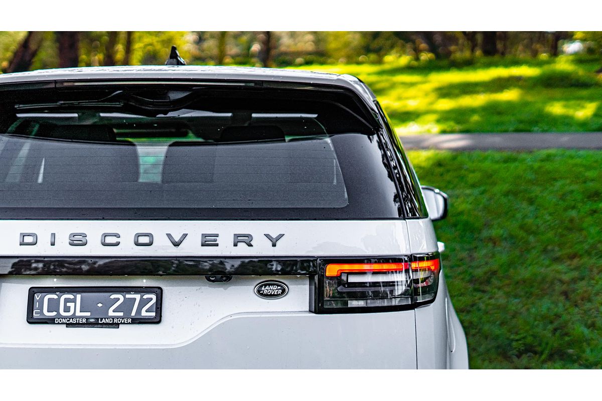 2019 Land Rover Discovery SD4 S Series 5