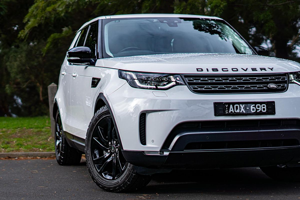 2017 Land Rover Discovery TD6 HSE Series 5