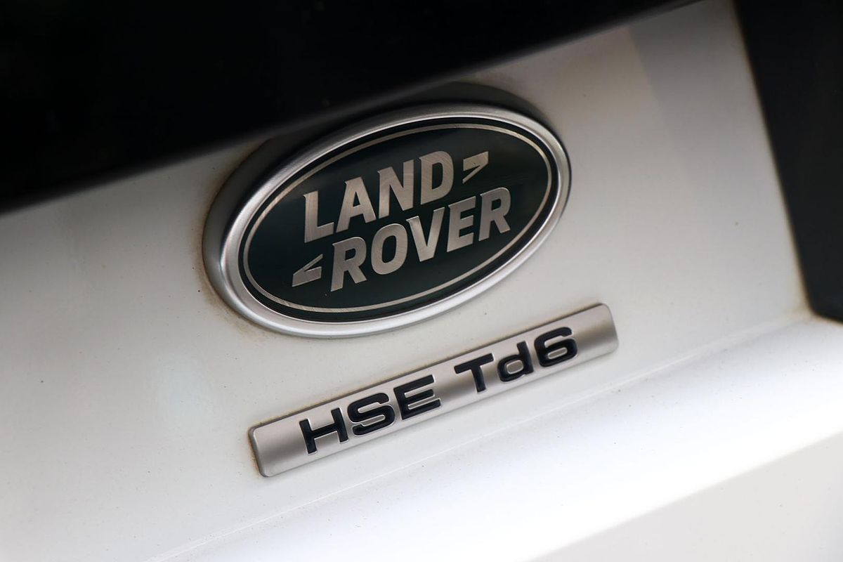 2017 Land Rover Discovery TD6 HSE Series 5