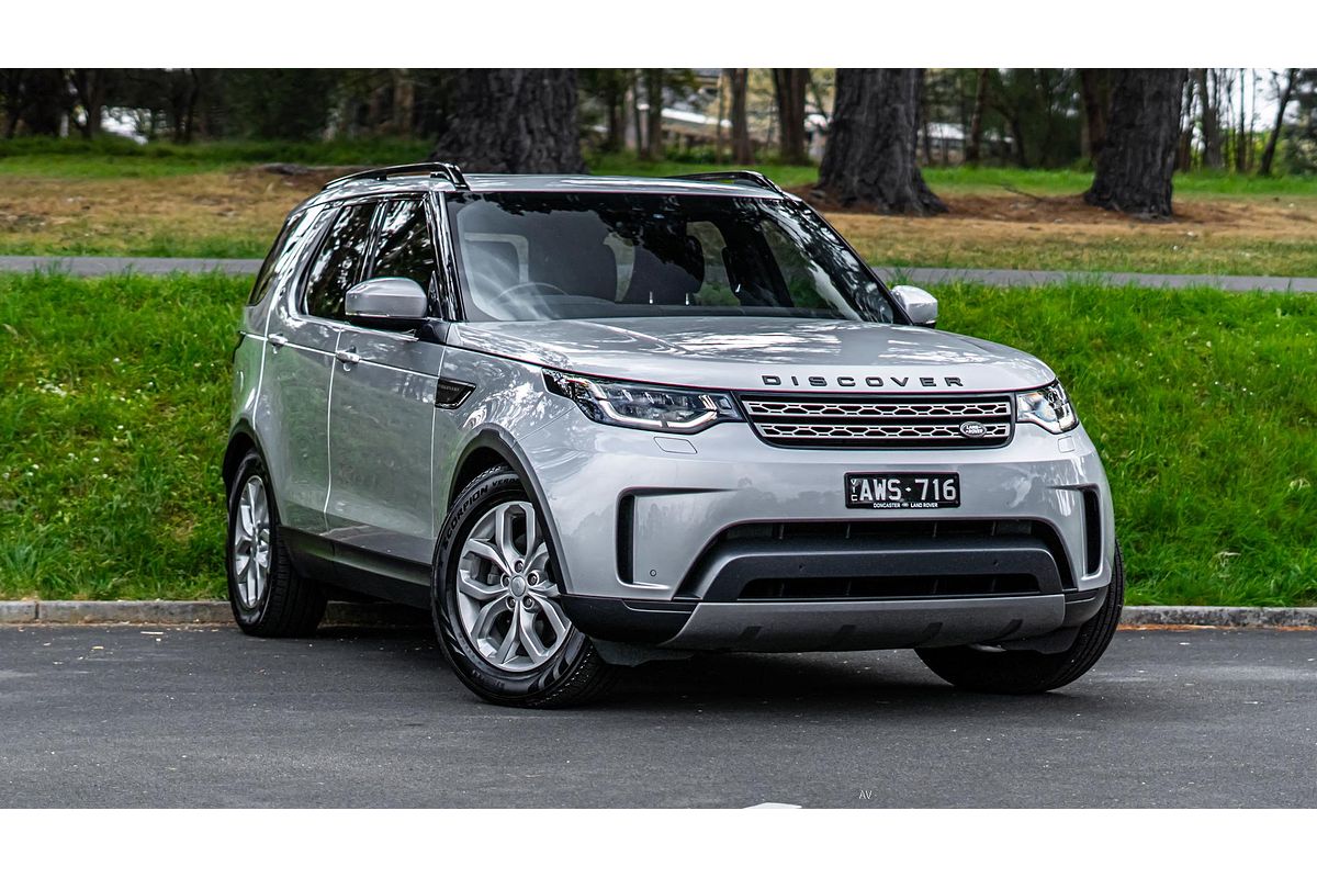 2018 Land Rover Discovery TD4 S Series 5