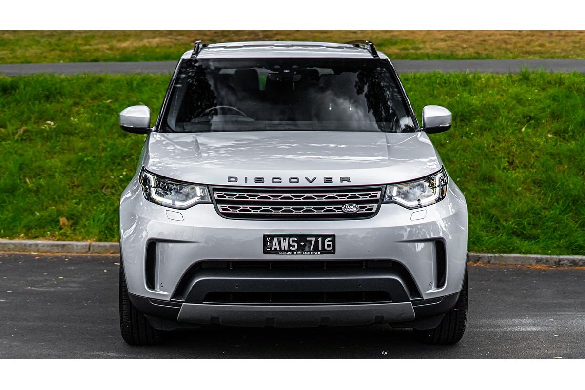 2018 Land Rover Discovery TD4 S Series 5
