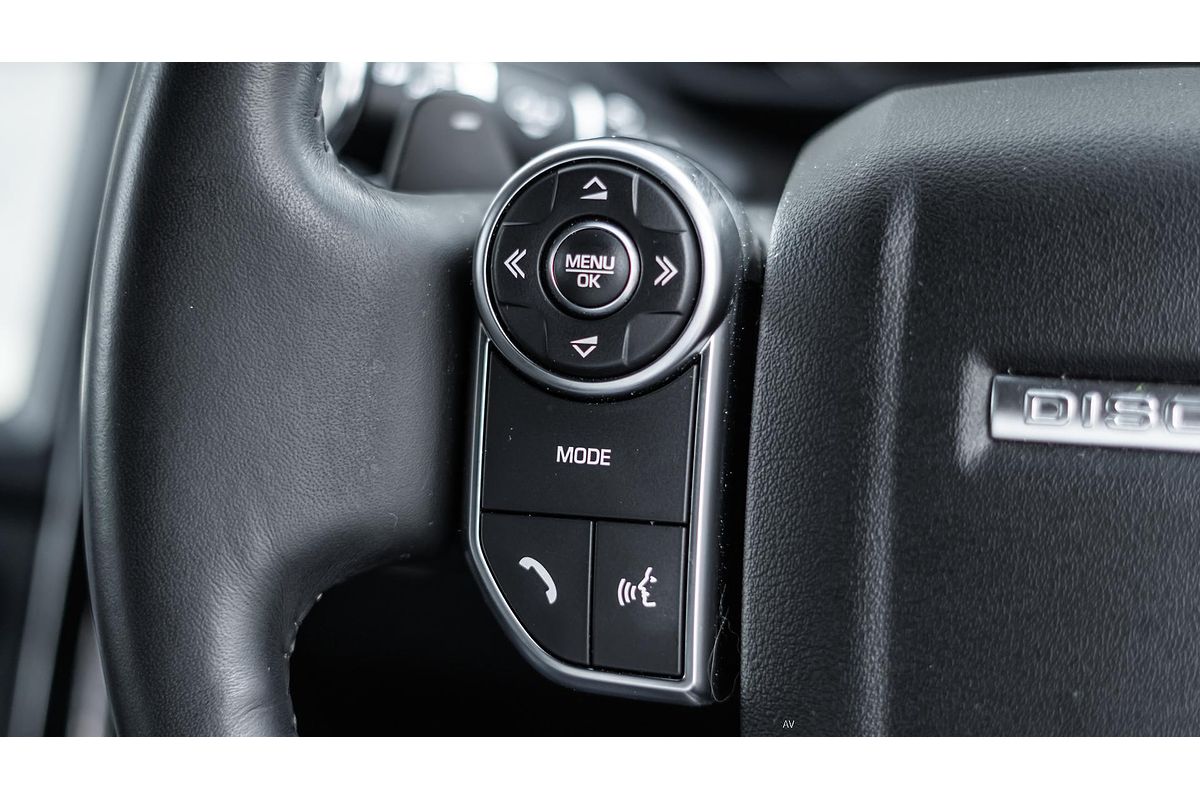 2018 Land Rover Discovery TD4 S Series 5