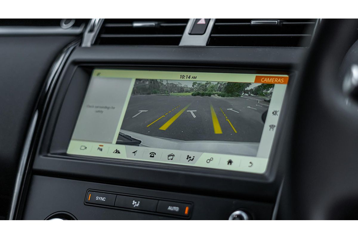 2018 Land Rover Discovery TD4 S Series 5