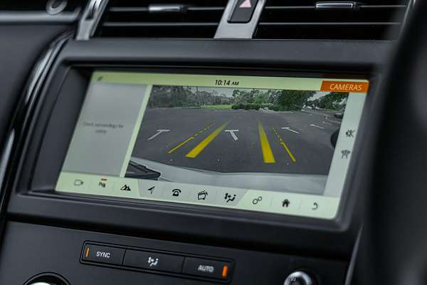 2018 Land Rover Discovery TD4 S Series 5