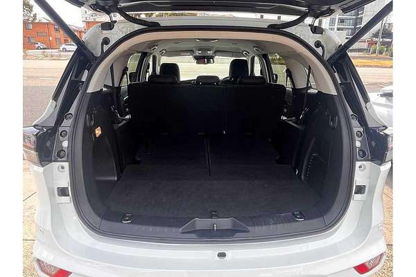 2023 Isuzu MU-X LS-T