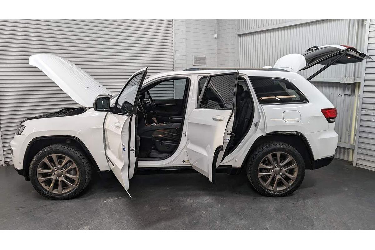2016 Jeep Grand Cherokee 75th Anniversary WK