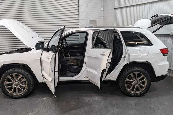 2016 Jeep Grand Cherokee 75th Anniversary WK