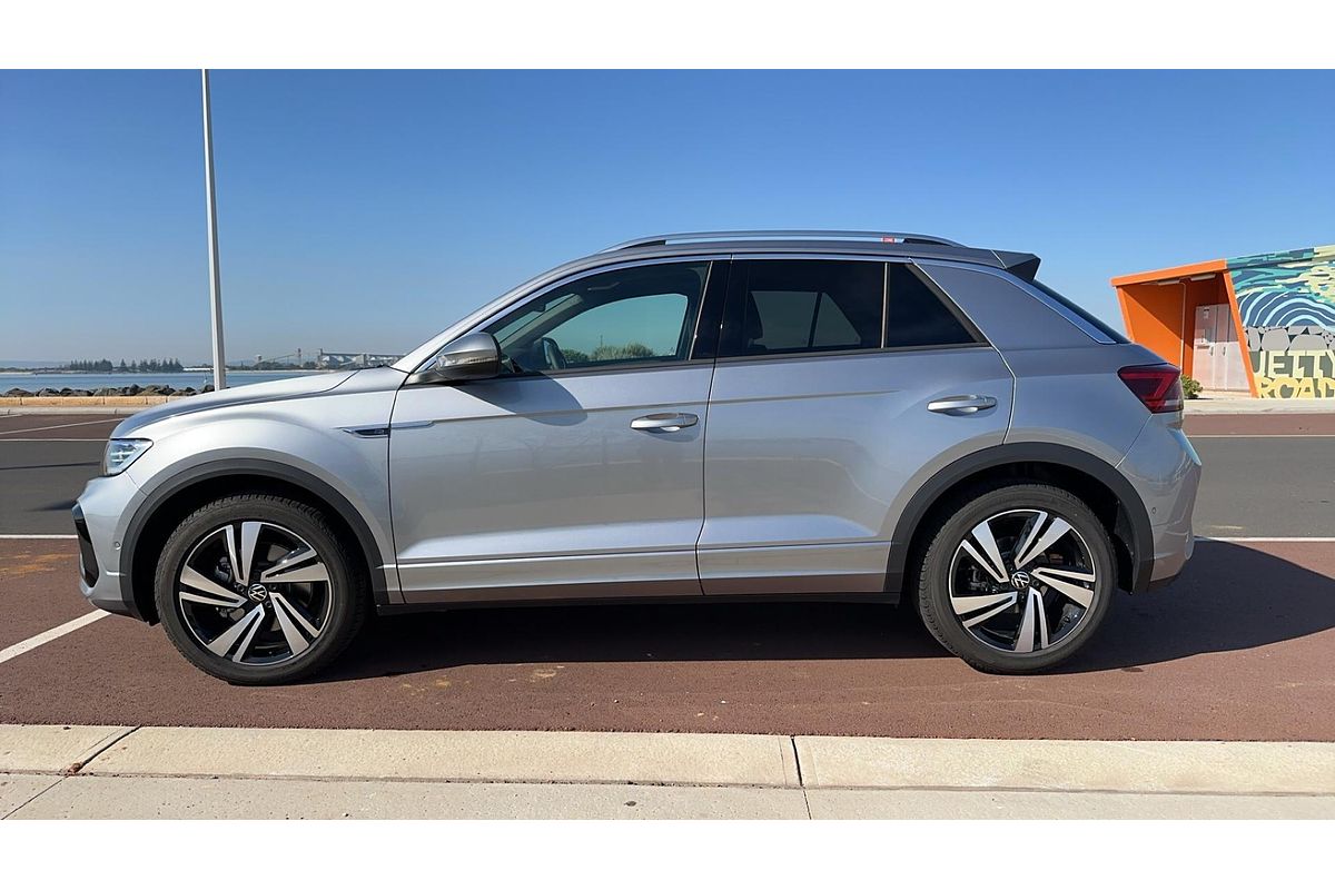 2024 Volkswagen T-Roc 140TSI R-Line D11