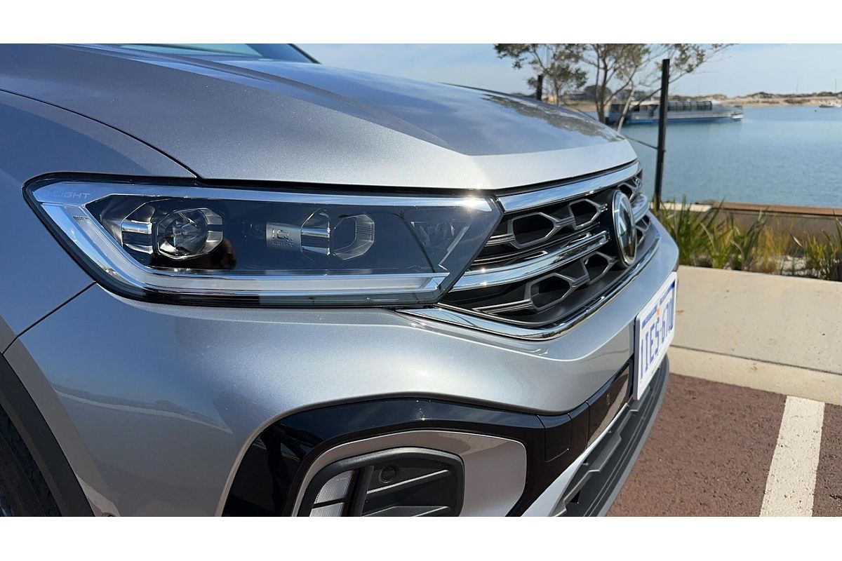 2024 Volkswagen T-Roc 140TSI R-Line D11
