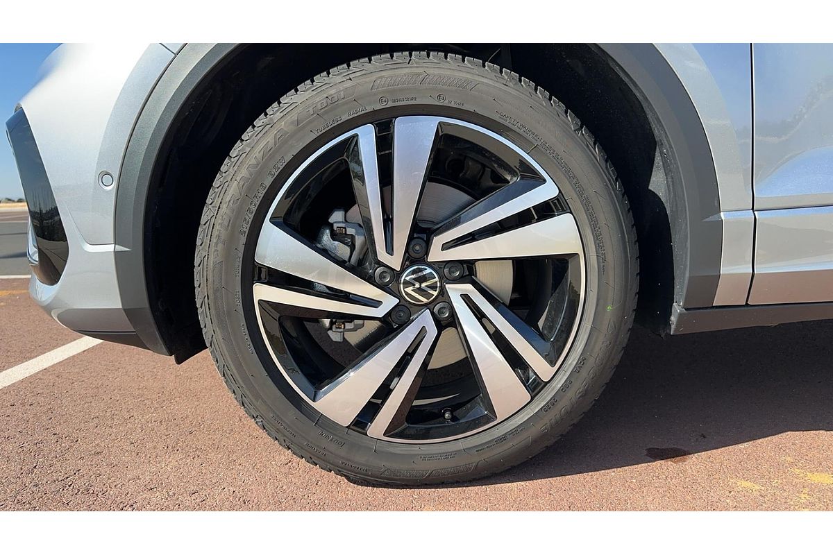 2024 Volkswagen T-Roc 140TSI R-Line D11