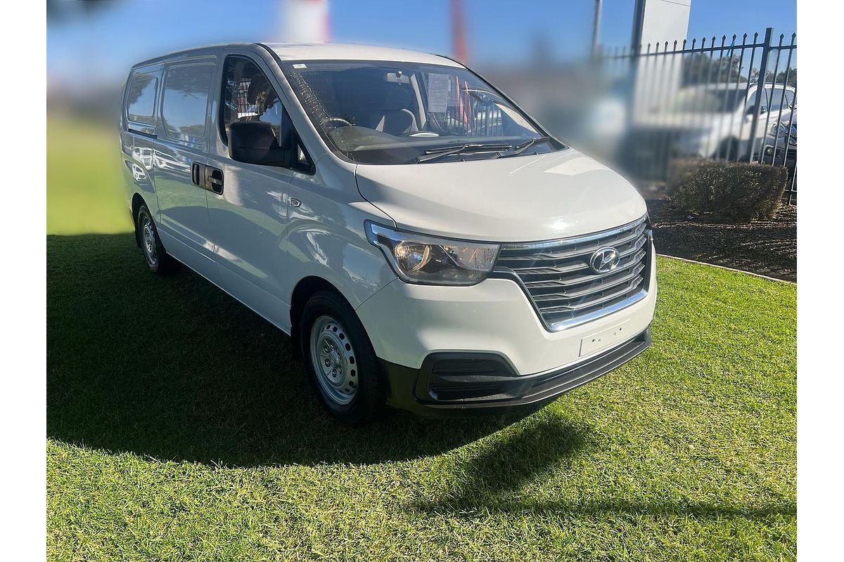 Van 2019 on sale