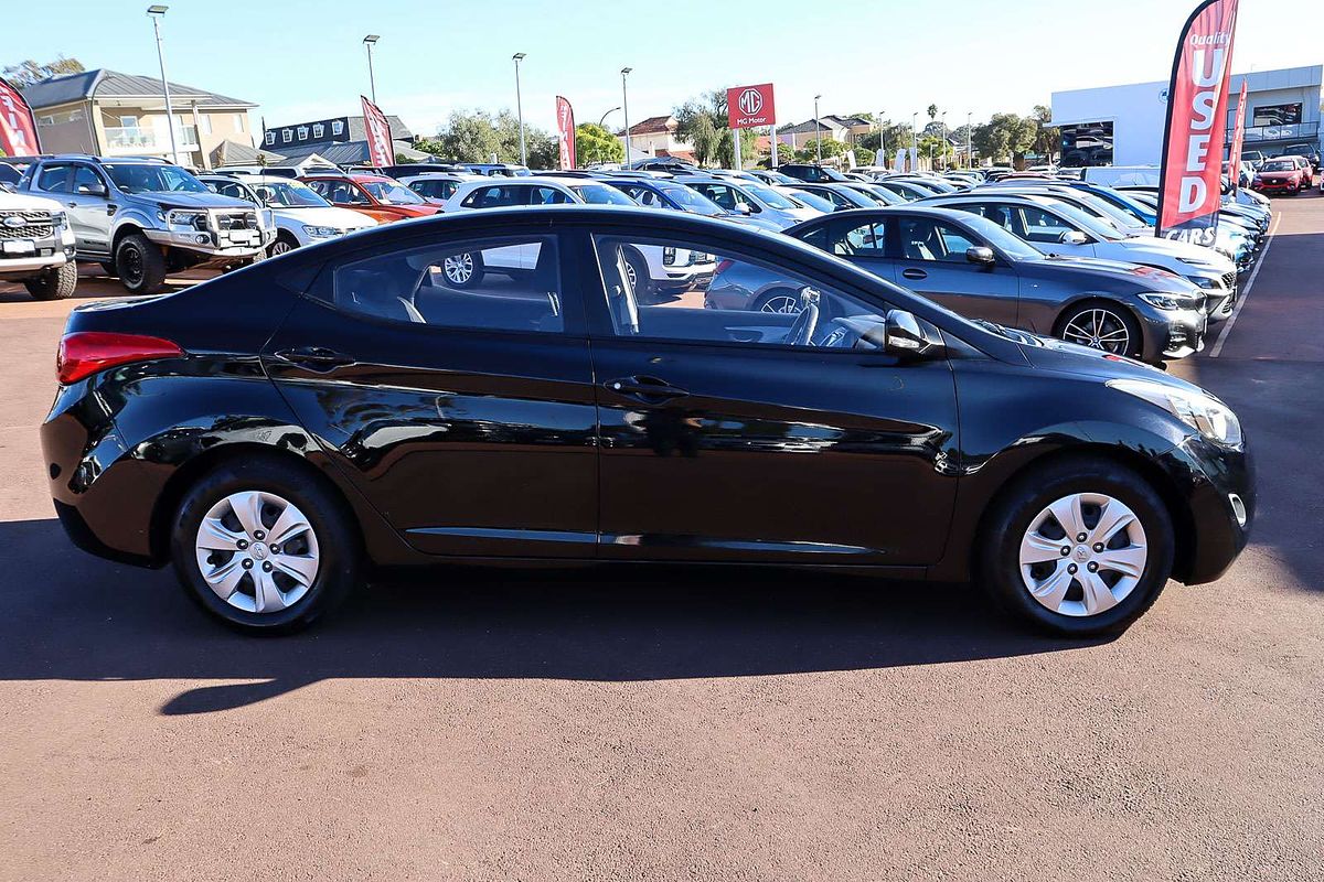 2013 Hyundai Elantra Active MD2