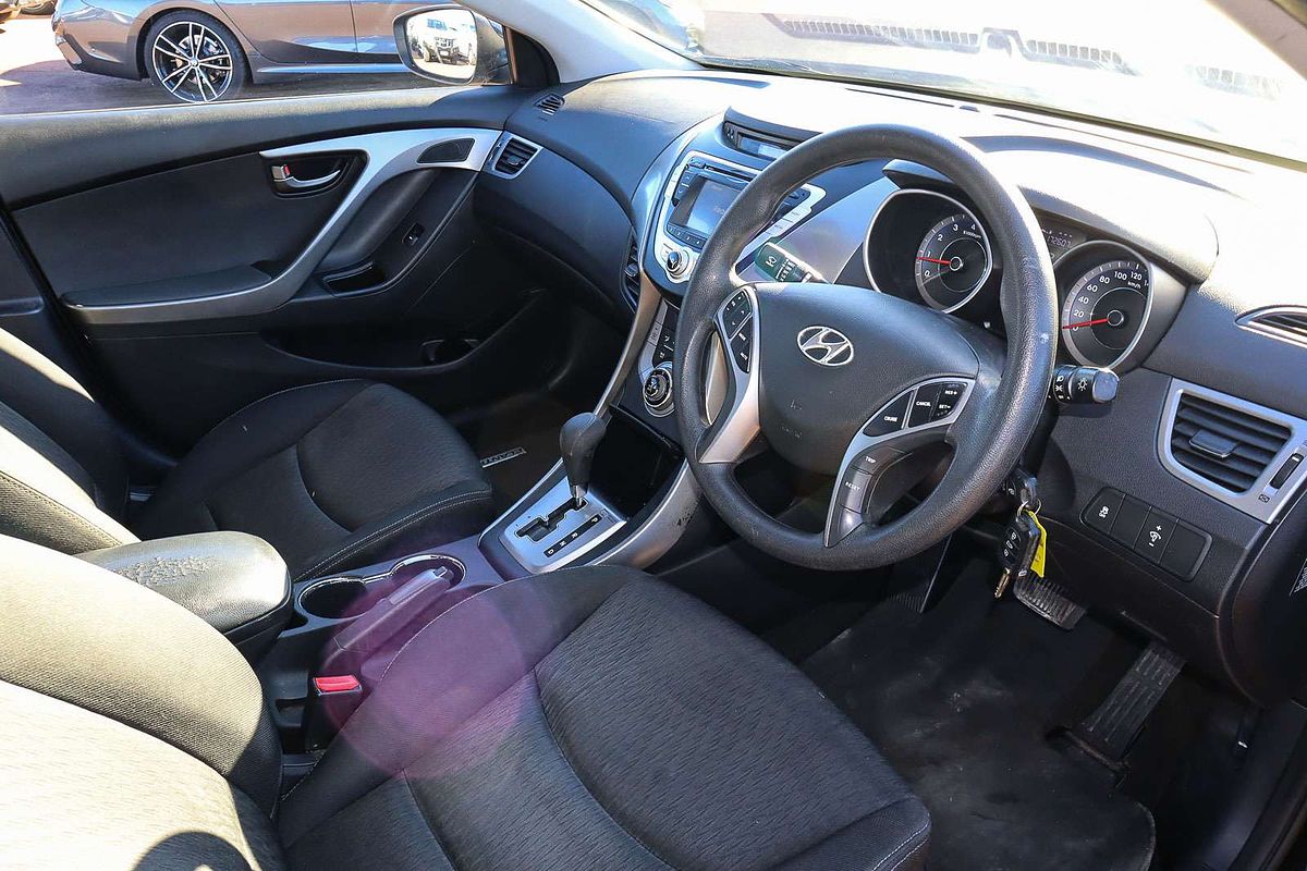 2013 Hyundai Elantra Active MD2