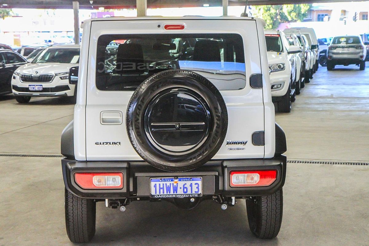 2023 Suzuki Jimny GLX GJ