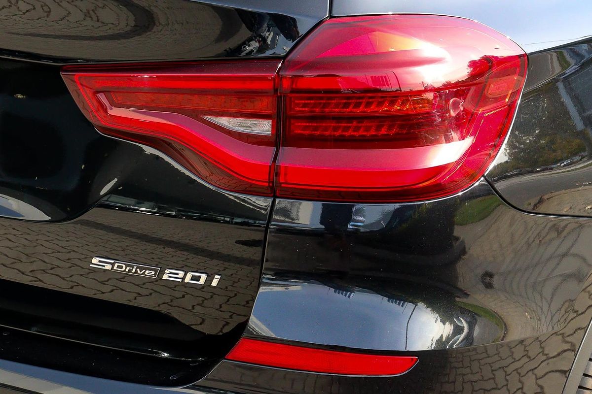 2021 BMW X3 sDrive20i G01