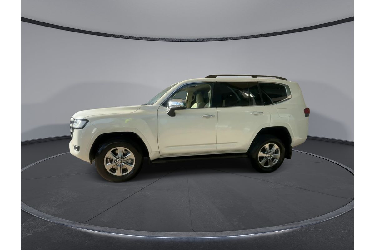 2023 Toyota Landcruiser Sahara FJA300R