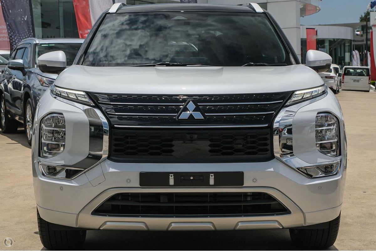 2023 Mitsubishi Outlander Exceed Tourer ZM