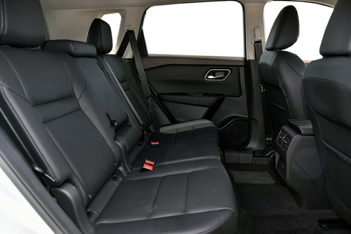 2023 Nissan X-TRAIL ST-L e-POWER T33