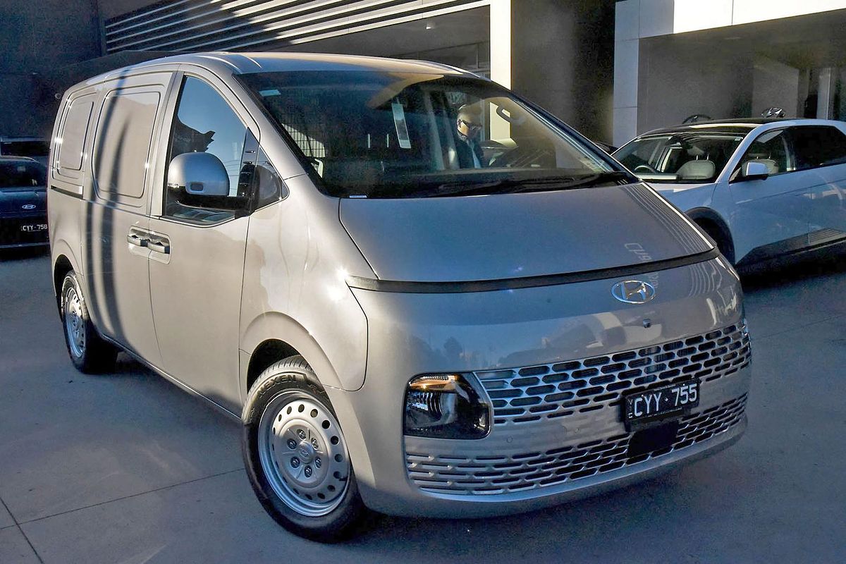 2024 Hyundai STARIA LOAD US4.V2