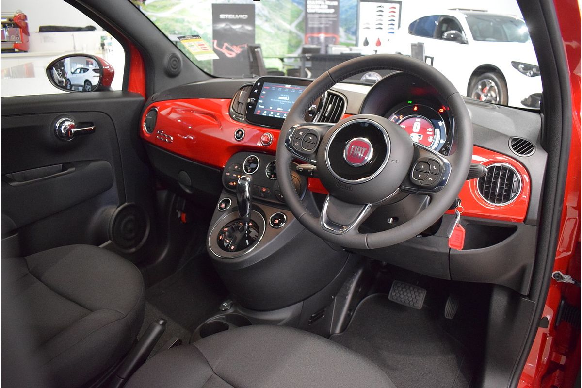 2023 Fiat 500 Dolcevita