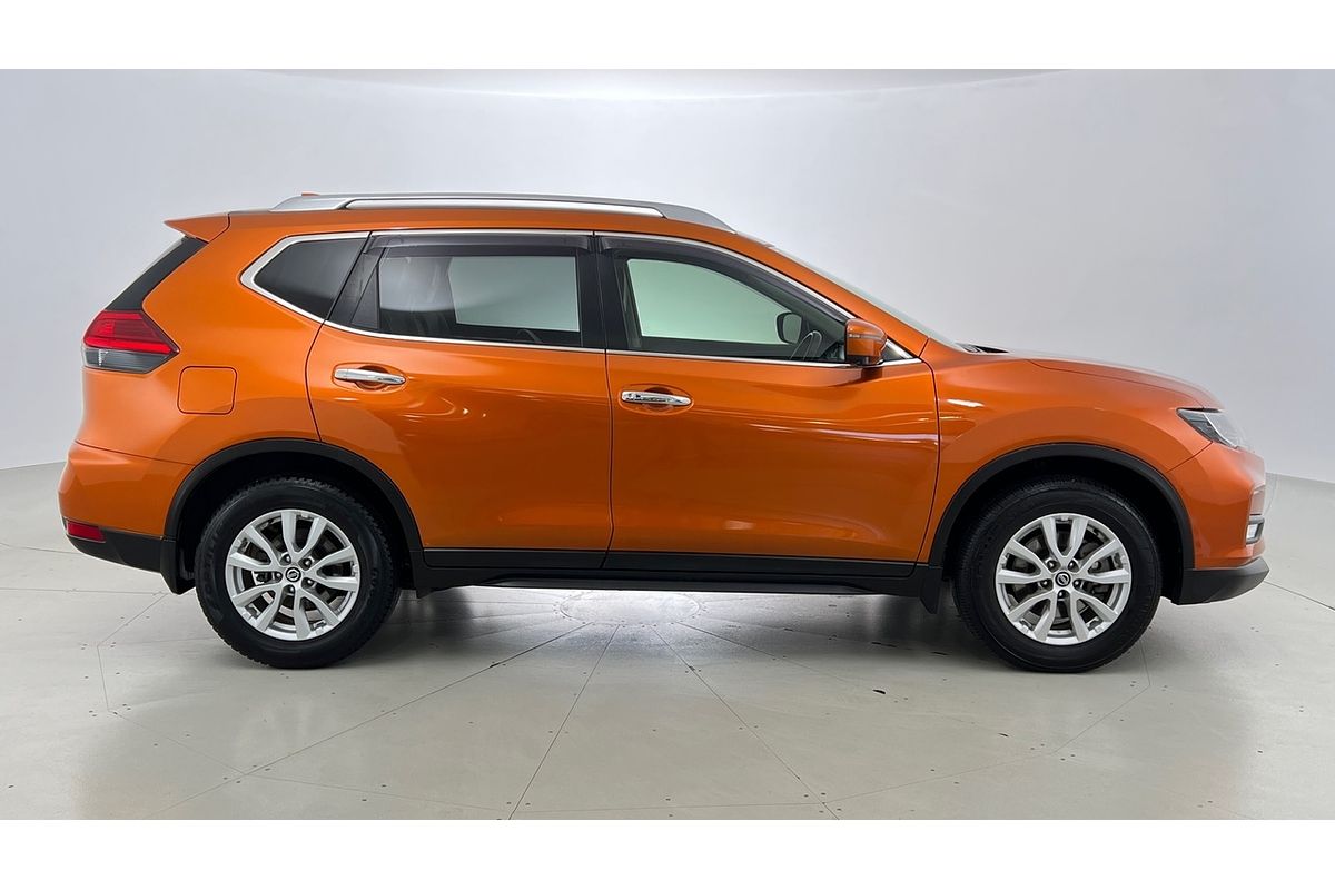 2017 Nissan X-TRAIL ST-L T32