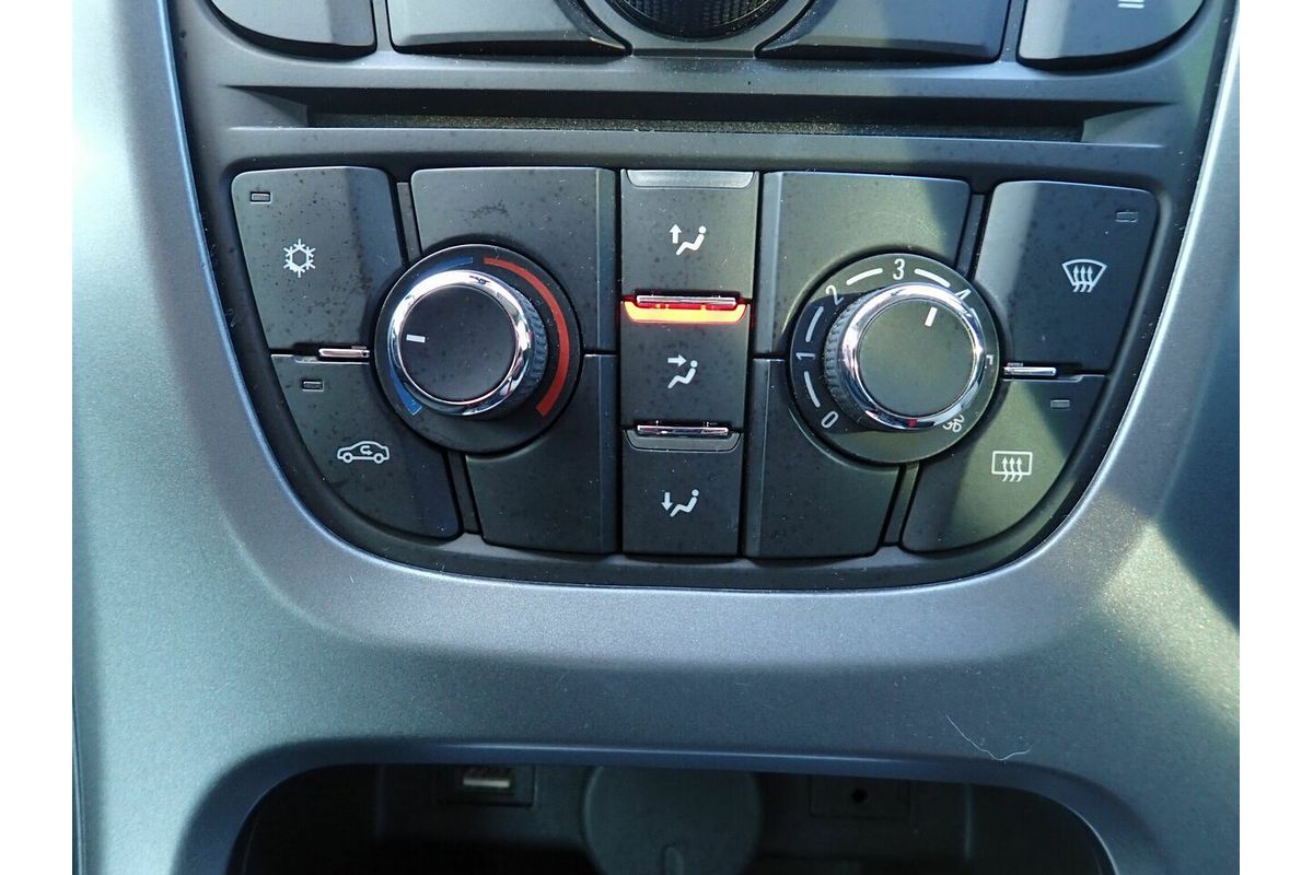2012 Opel Astra 1.4 PJ