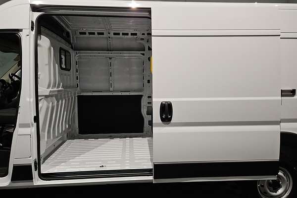 2024 Fiat Ducato Mid Roof LWB Series 9