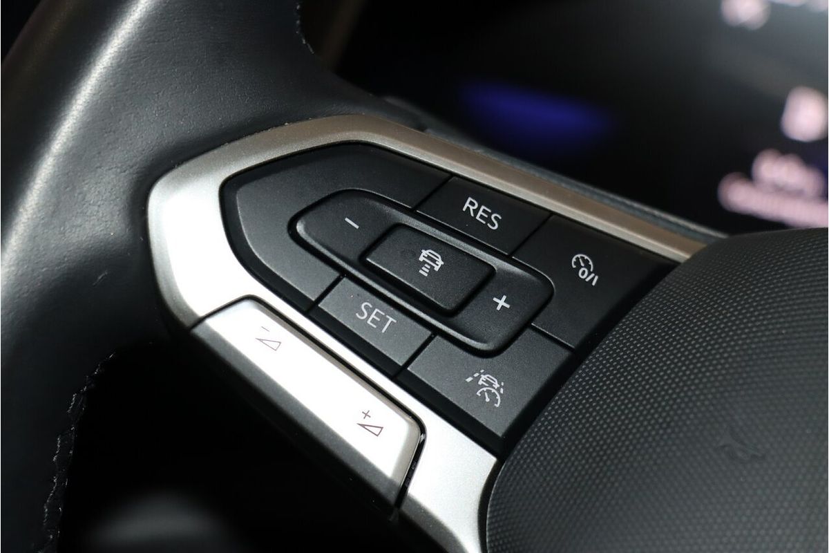 2022 Volkswagen T-Roc 110TSI Style D11