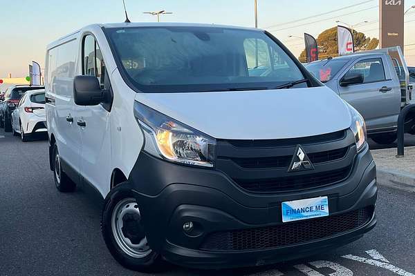 2021 Mitsubishi Express GLX SN SWB