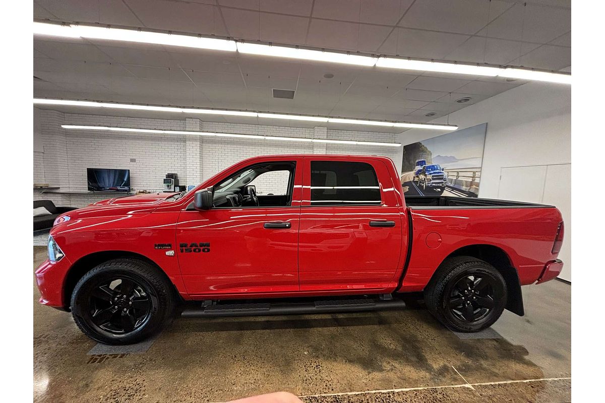 2023 RAM 1500 Express DS 4X4