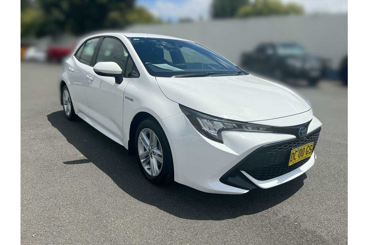 2021 toyota corolla store hybrid used