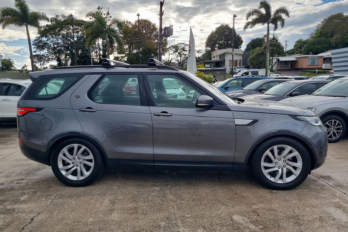 2017 Land Rover Discovery TD4 HSE Series 5