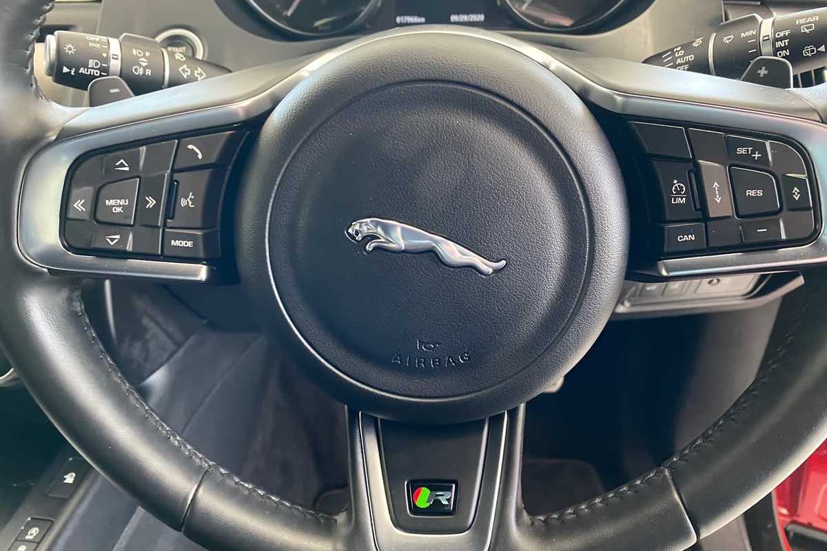 2018 Jaguar E-PACE D180 R-Dynamic First Edition X540