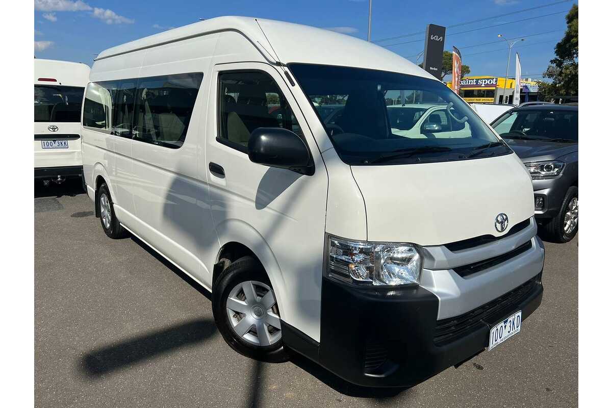 Hiace panel 2019 on sale
