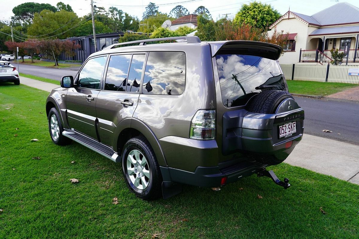 2012 Mitsubishi Pajero GLX LWB (4x4) NW MY12