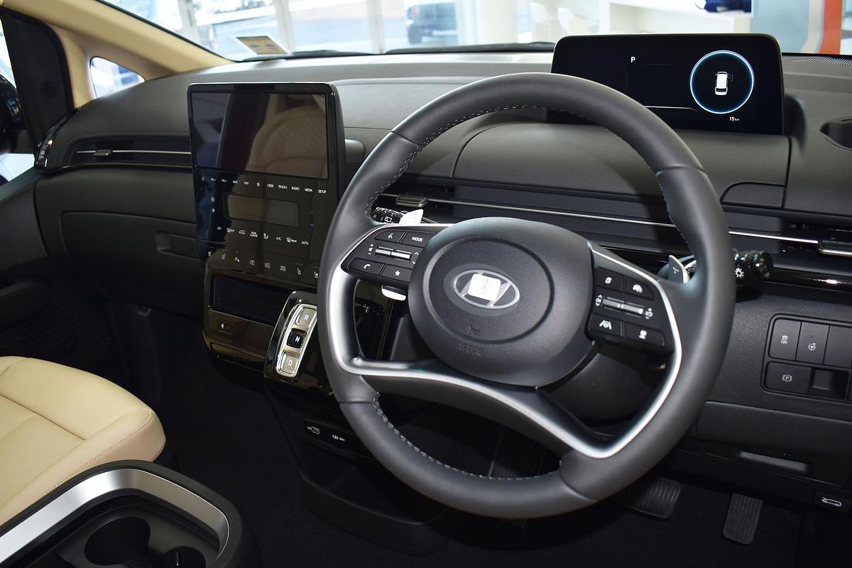 2024 Hyundai STARIA Highlander US4.V3