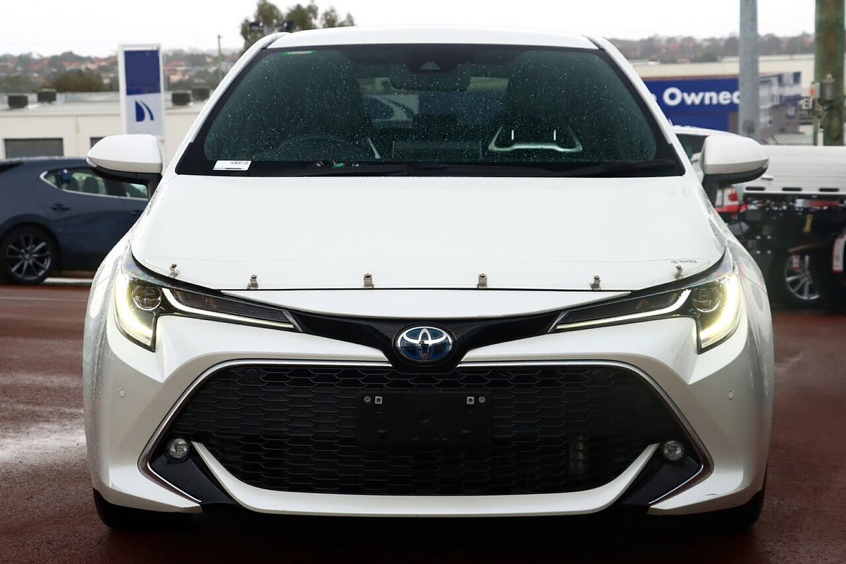 2020 Toyota Corolla ZR Hybrid ZWE211R