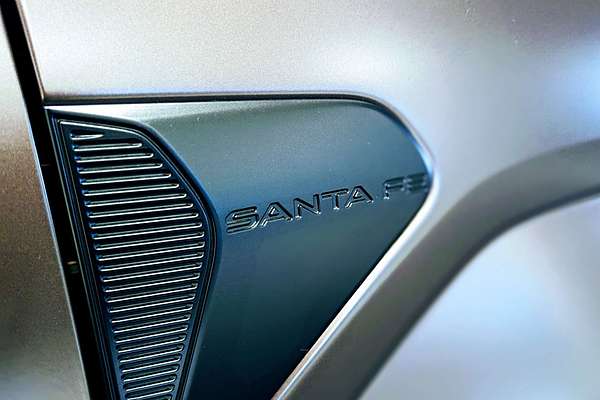 2024 Hyundai Santa Fe Hybrid Calligraphy MX5.V1