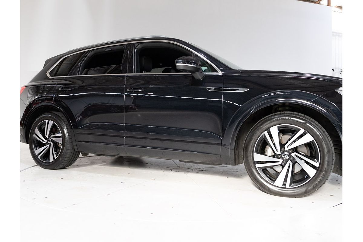 2022 Volkswagen Touareg 210TDI R-Line CR