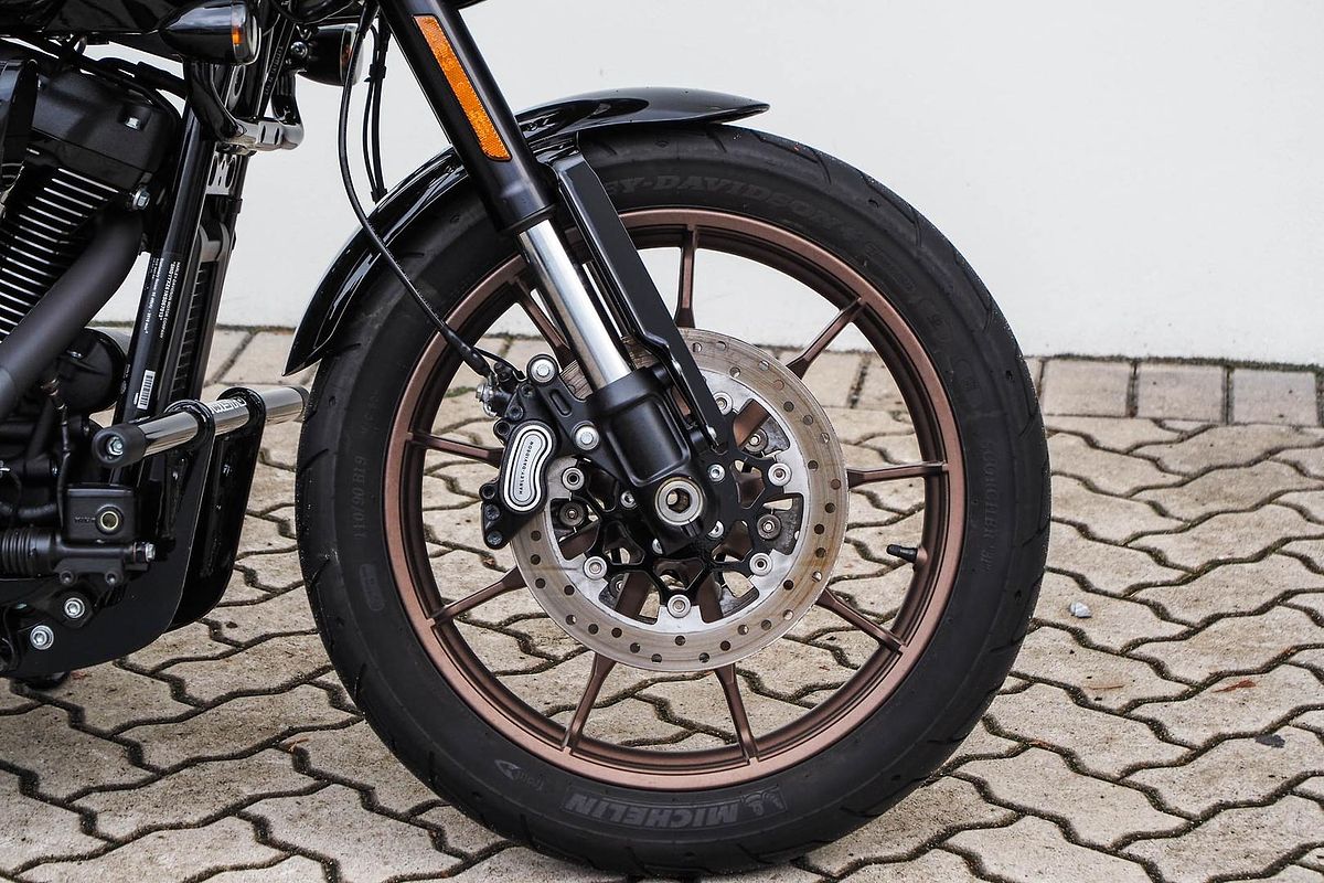 2022 Harley-Davidson Low Rider ST 117 (FXLRST) Softail
