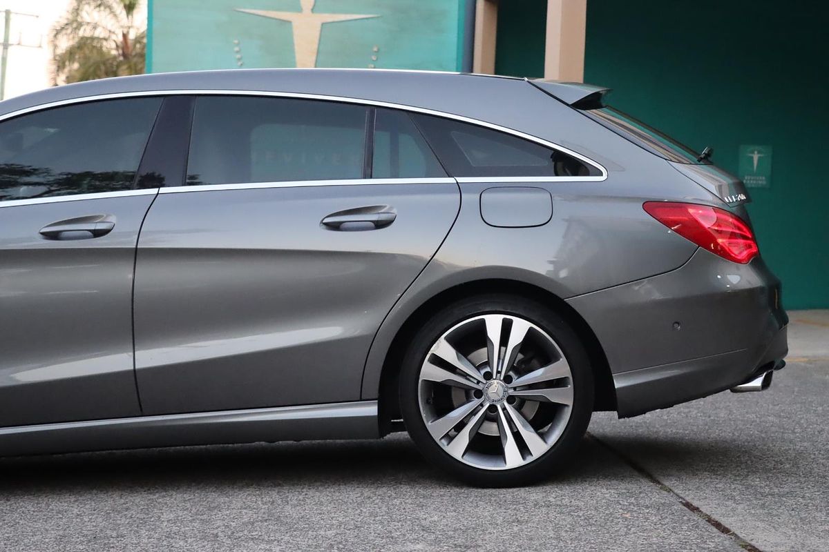 2015 Mercedes Benz CLA-Class CLA200 X117