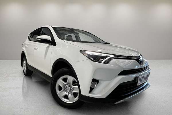 2018 Toyota RAV4 GX ZSA42R