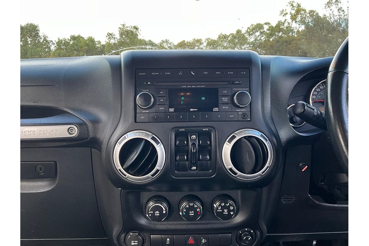 2014 Jeep Wrangler Unlimited Freedom JK