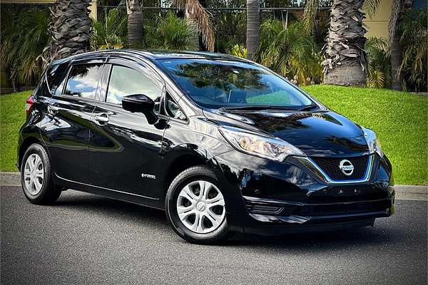 2017 Nissan NOTE ePOWER (HYBRID) HE12