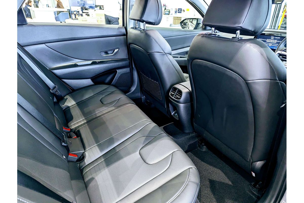 2024 Hyundai i30 Premium CN7.V2