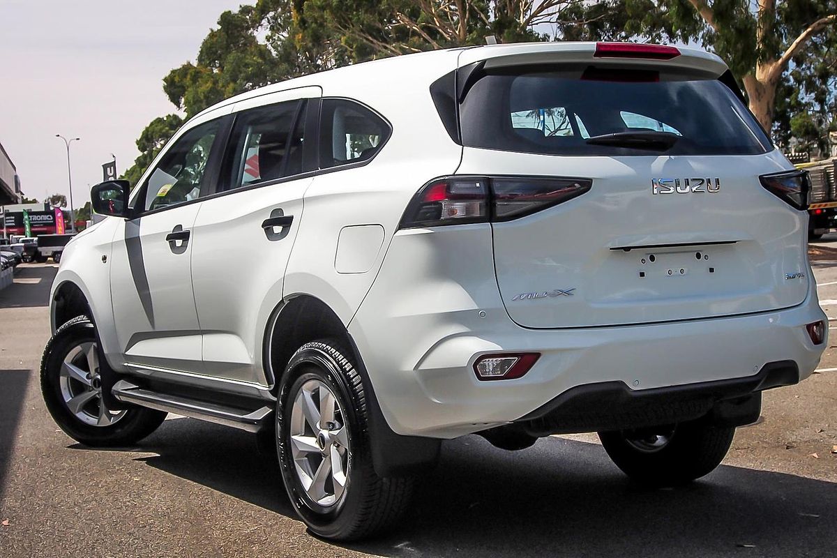 2024 Isuzu MU-X LS-M