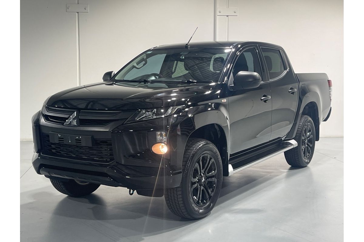 2022 Mitsubishi Triton GLX-R MR Rear Wheel Drive